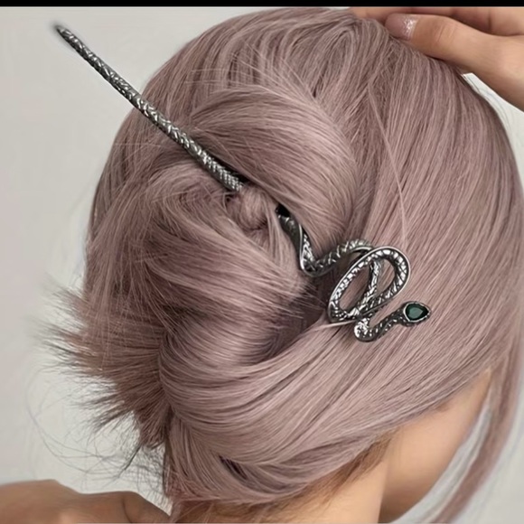 Accessories - Silver Snake Hairpin
